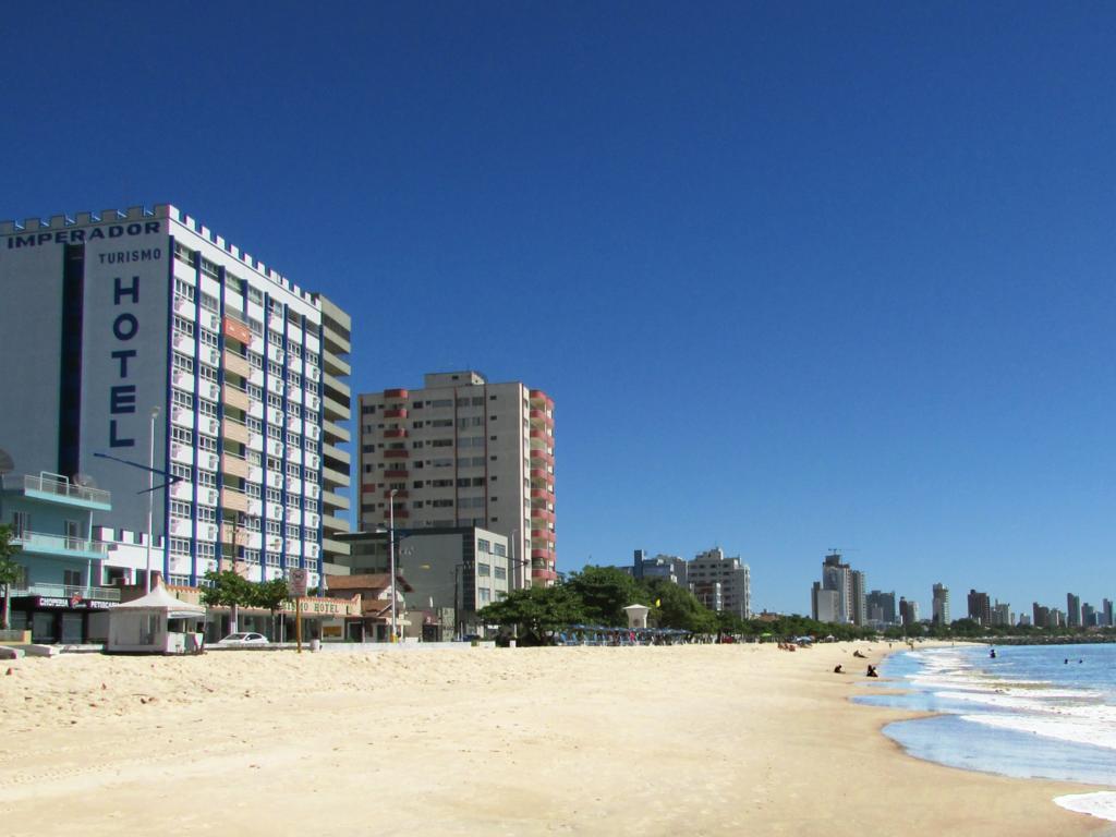 Imperador Turismo Hotel Piçarras Eksteriør bilde