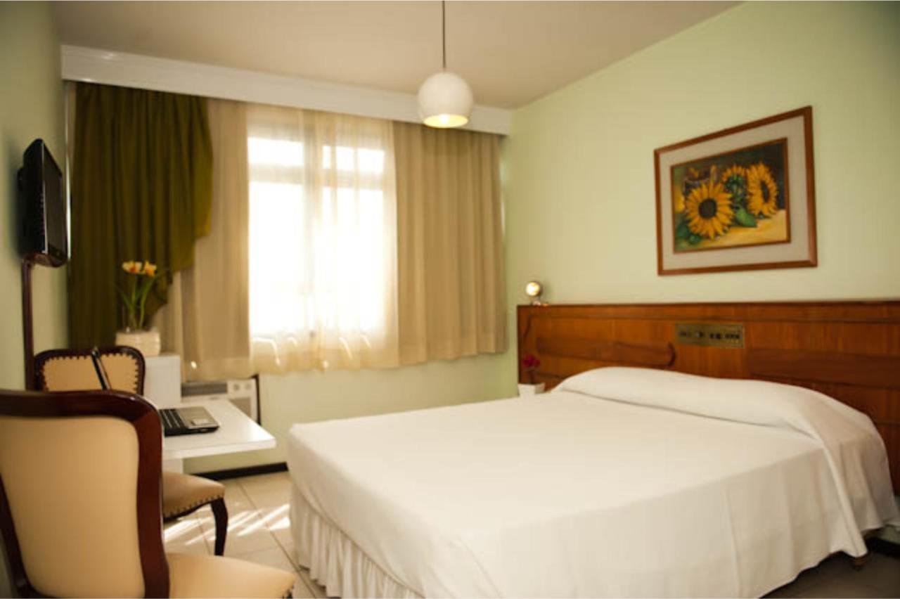 Imperador Turismo Hotel Piçarras Eksteriør bilde